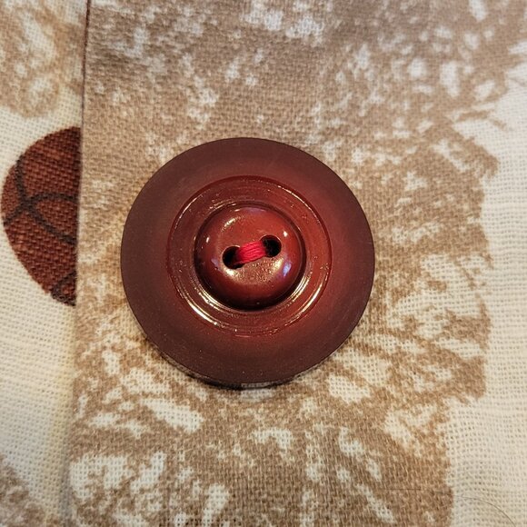 Handmade Sports-themed Vintage Shirt - Picture 5 of 11